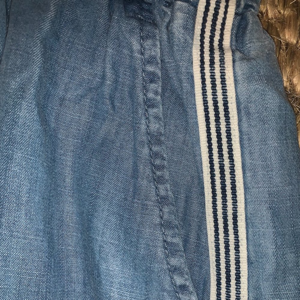 BELLA DAHL GIRLS DENIM CHAMBRAY DRESS - Picture 7 of 11